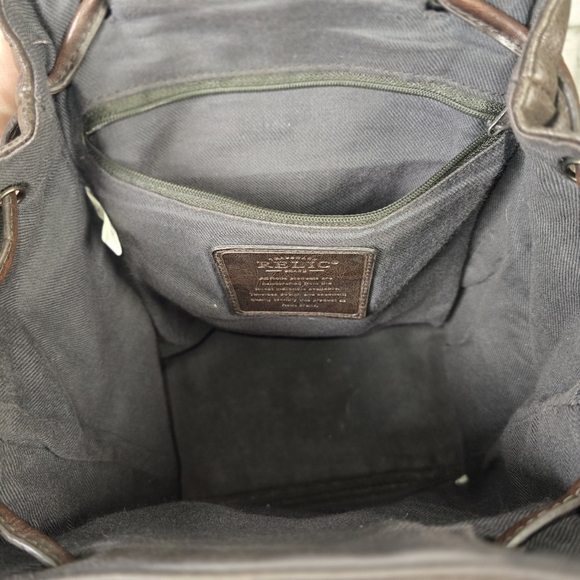 Relic Brown Backpack Bag Smooth Leather Everyday Style Great Condition - Picture 5 of 6